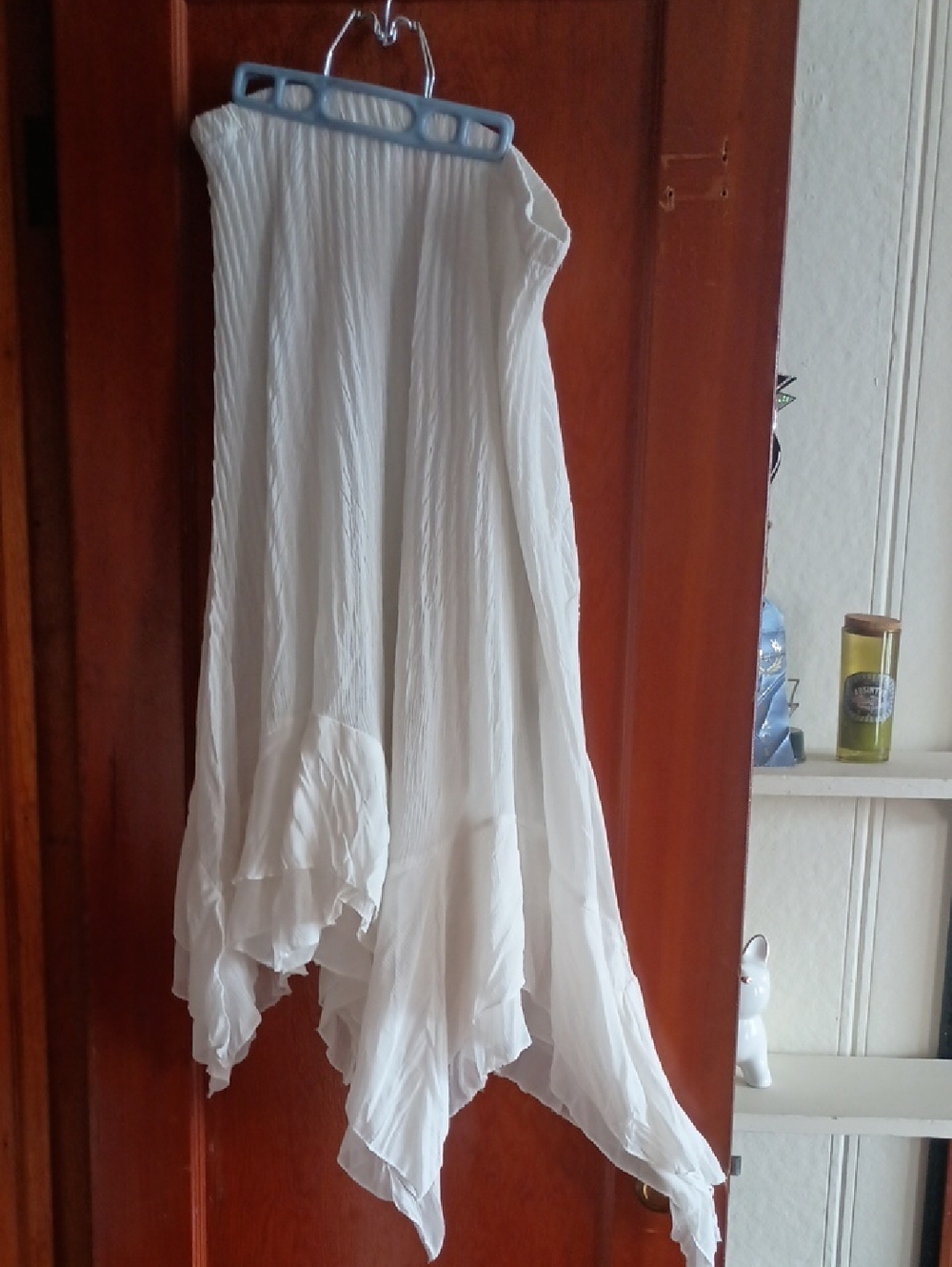 Pretty Angel White Crinkle Skirt with Elastic Waist